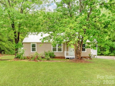 /international/us/4699-cherrystone-road-lancaster-sc-110108303980/
