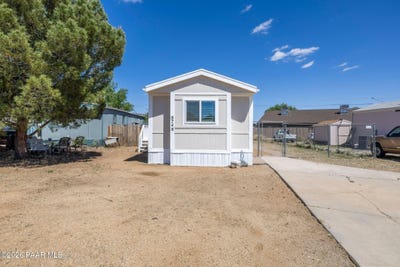 /international/us/8748-e-tracy-drive-prescott-valley-az-110108078549/