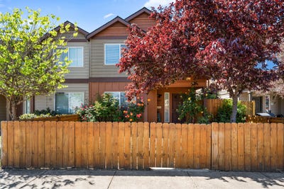 /international/us/7665-24th-street-white-city-or-110107718241/
