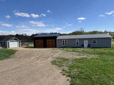 /international/us/w9521-dog-hollow-road-argyle-wi-110107668061/