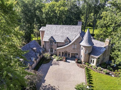 /international/us/285-w-westminster-avenue-lake-forest-il-110102008129/