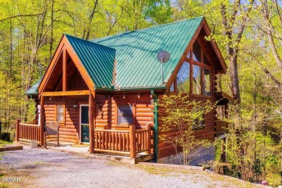 /international/us/2449-cedar-pass-sevierville-tn-110108507322/