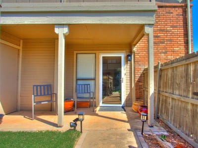 /international/us/11417-springhollow-road-oklahoma-city-ok-110108753135/