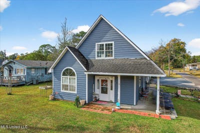 /international/us/1435-margie-street-waveland-ms-110104266087/