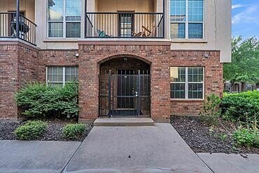 /international/us/2111-main-street-lubbock-tx-110101116650/