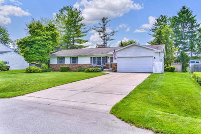 /international/us/3779-northmeadow-road-jackson-mi-110108256039/