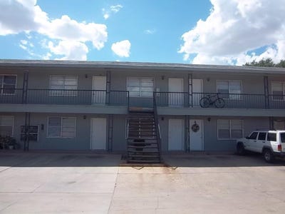 /international/us/4302-16th-street-lubbock-tx-110106697438/