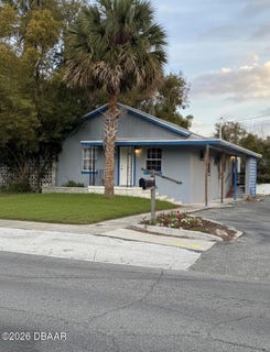 /international/us/109-n-stone-street-deland-fl-110106374183/