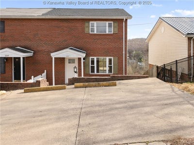 /international/us/211-stuart-street-st-albans-wv-110104485973/