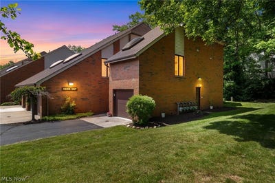 /international/us/4695-mayfield-road-south-euclid-oh-110108537832/