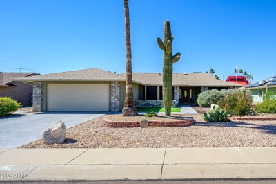 /international/us/17226-n-125th-avenue-sun-city-west-az-110120694176/