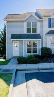 /international/us/820-camelot-ln-harrisonburg-va-110120666252/