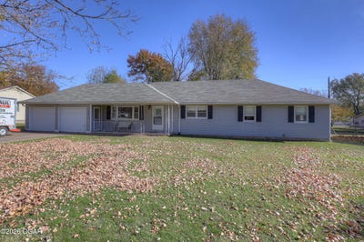 /international/us/1910-wynwood-drive-carthage-mo-110106554154/