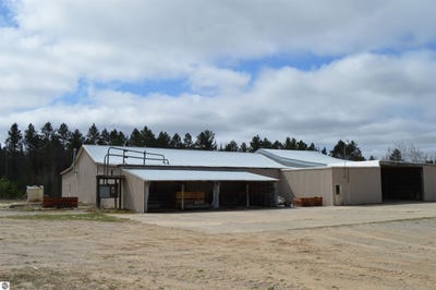 /international/us/99-n-abbe-road-fairview-mi-110107386649/