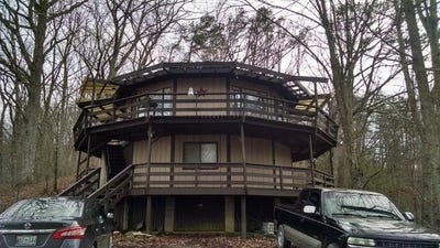 /international/us/2740-dogwood-loop-drive-sevierville-tn-110120053094/