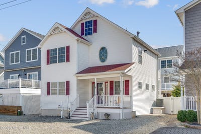 /international/us/8-nichols-avenue-ortley-beach-nj-110108579620/