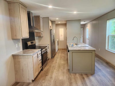 /international/us/34-overlook-lane-coventry-vt-110102948008/