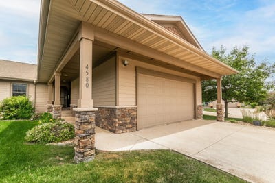 /international/us/4580-whispering-pines-circle-cedar-falls-ia-110100342535/
