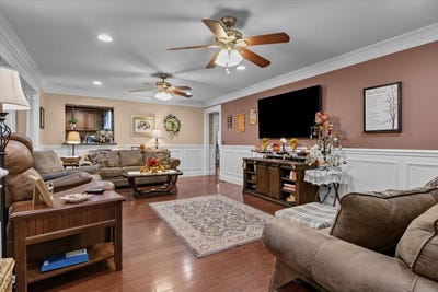 /international/us/307-crestview-dickson-tn-110104021498/