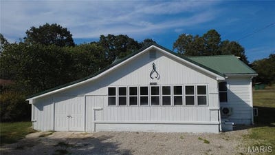 /international/us/8424-highway-m-poplar-bluff-mo-110110300464/