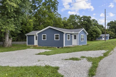 /international/us/2251-old-millersburg-road-paris-ky-110109374663/
