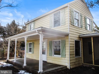 /international/us/26663-maple-avenue-still-pond-md-110106318279/