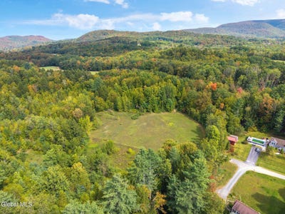 /international/us/l15-113-upper-hemlock-ridge-way-stephentown-ny-110119920683/