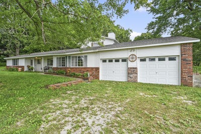 /international/us/2209-state-highway-dd-marshfield-mo-110109160946/