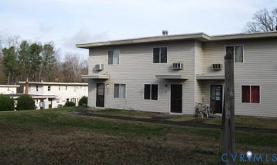 /international/us/302-monticello-drive-hopewell-va-110108844460/