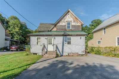 /international/us/83-grove-street-gouverneur-ny-110102119011/
