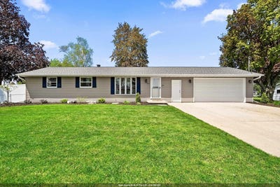/international/us/910-park-street-wrightstown-wi-110108179415/