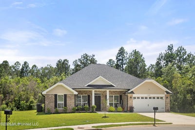 /international/us/6285-emerald-lk-drive-biloxi-ms-110108544743/
