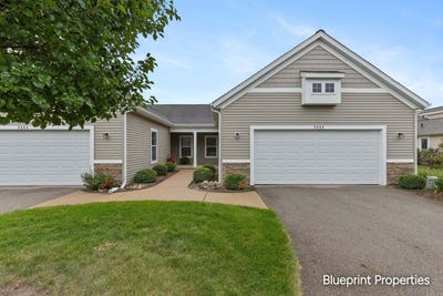 /international/us/2882-grand-isle-drive-ne-belmont-mi-110120052952/