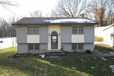 /international/us/2390-sand-road-marshalltown-ia-110104405702/