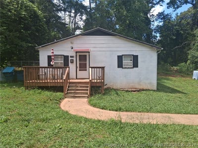 /international/us/175-weathers-street-forest-city-nc-110108452131/