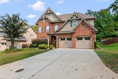 /international/us/1249-meadow-chase-drive-lewisville-nc-110110301401/