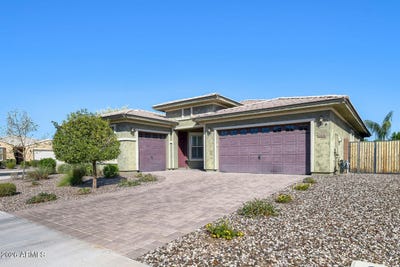 /international/us/2416-e-cherry-hill-drive-gilbert-az-110120465906/