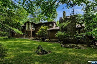 /international/us/34-cambridge-way-alpine-nj-110108944742/