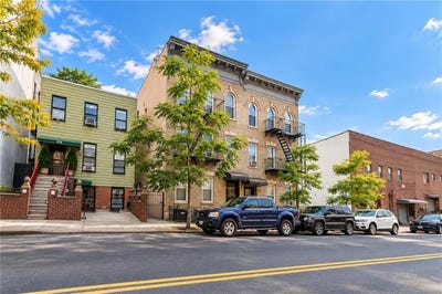 /international/us/568-39th-street-brooklyn-ny-110110407711/