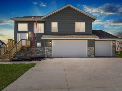 /international/us/1000-s-11th-ave-washington-ia-110107573682/