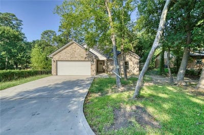 /international/us/1112-holly-springs-street-huntsville-tx-110106477532/