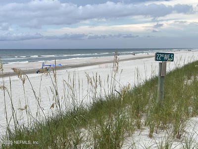 /international/us/2211-1st-street-s-jacksonville-beach-fl-110100690728/