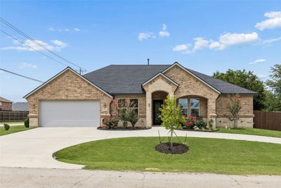 /international/us/101-sycamore-lane-roanoke-tx-110108961806/