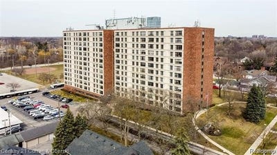 /international/us/21800-morley-avenue-dearborn-mi-110109069682/