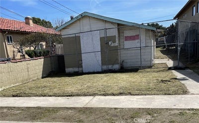 /international/us/717-oak-avenue-greenfield-ca-110102361878/