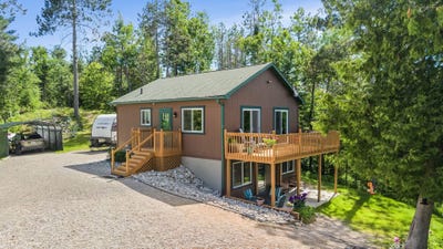 /international/us/14917-shoreline-drive-wolverine-mi-110109023877/