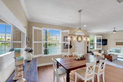 /international/us/243-sw-7th-street-pompano-beach-fl-110110299910/