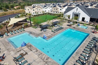 /international/us/35246-blossom-fallbrook-ca-110107004638/