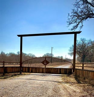 /international/us/5035-county-road-401-dublin-tx-110097346409/