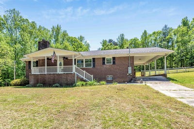 /international/us/213-nursery-road-easley-sc-110107726128/
